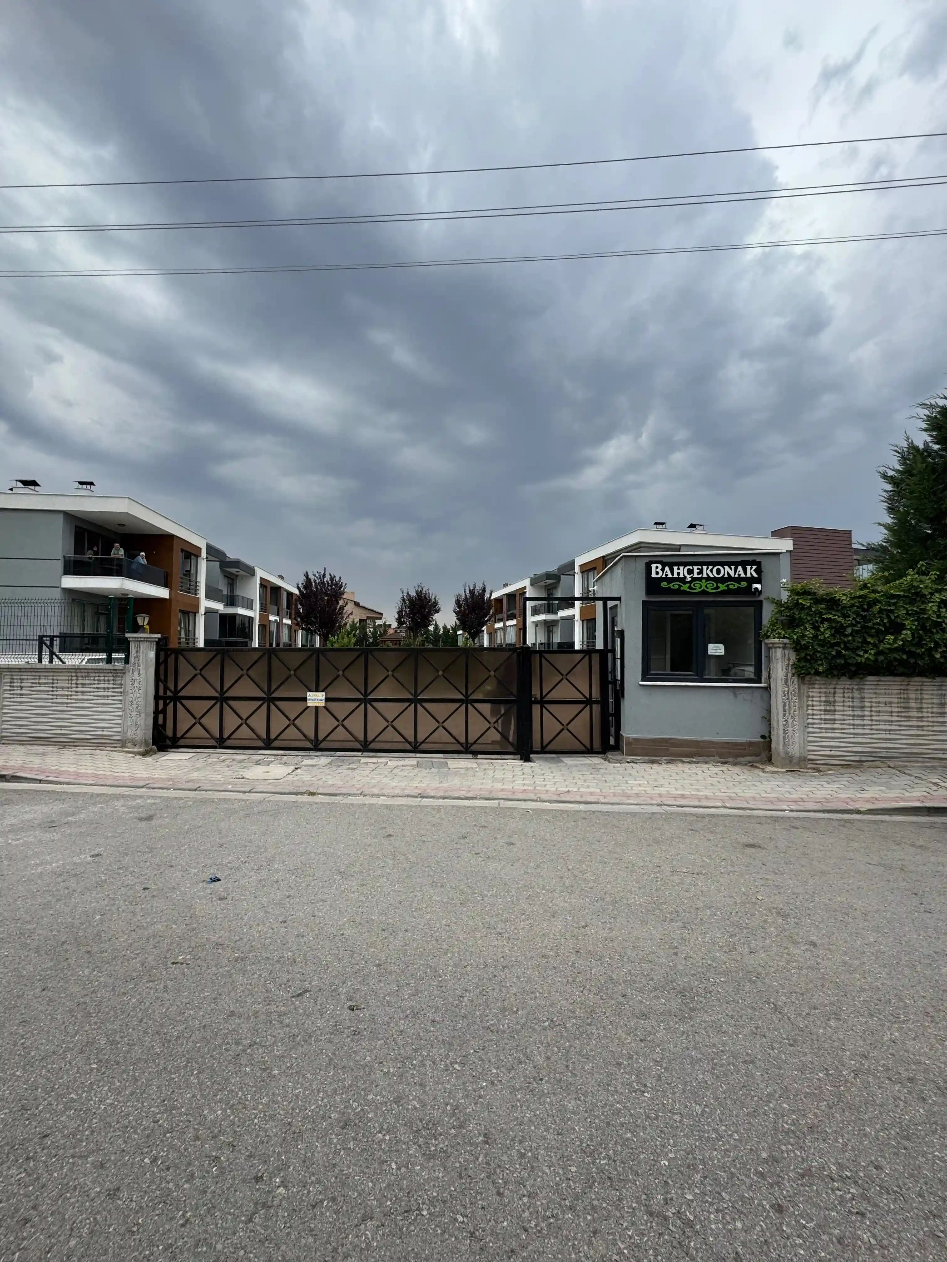 KONYA MERAM OSMANGAZİ MAHALLESİ’NDE ULTRA LÜKS 4+1 SATILIK DAİRE!