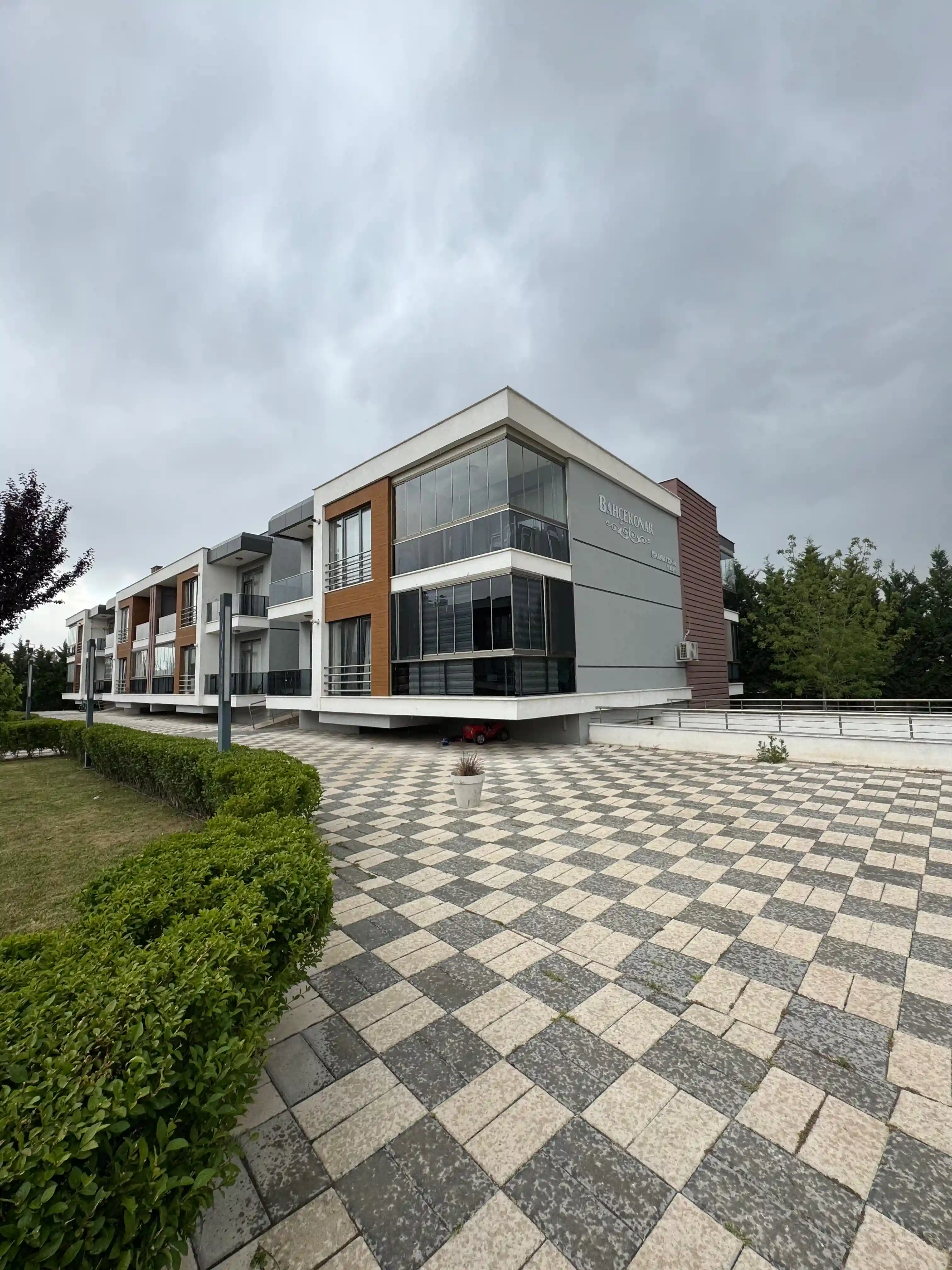 KONYA MERAM OSMANGAZİ MAHALLESİ’NDE ULTRA LÜKS 4+1 SATILIK DAİRE!