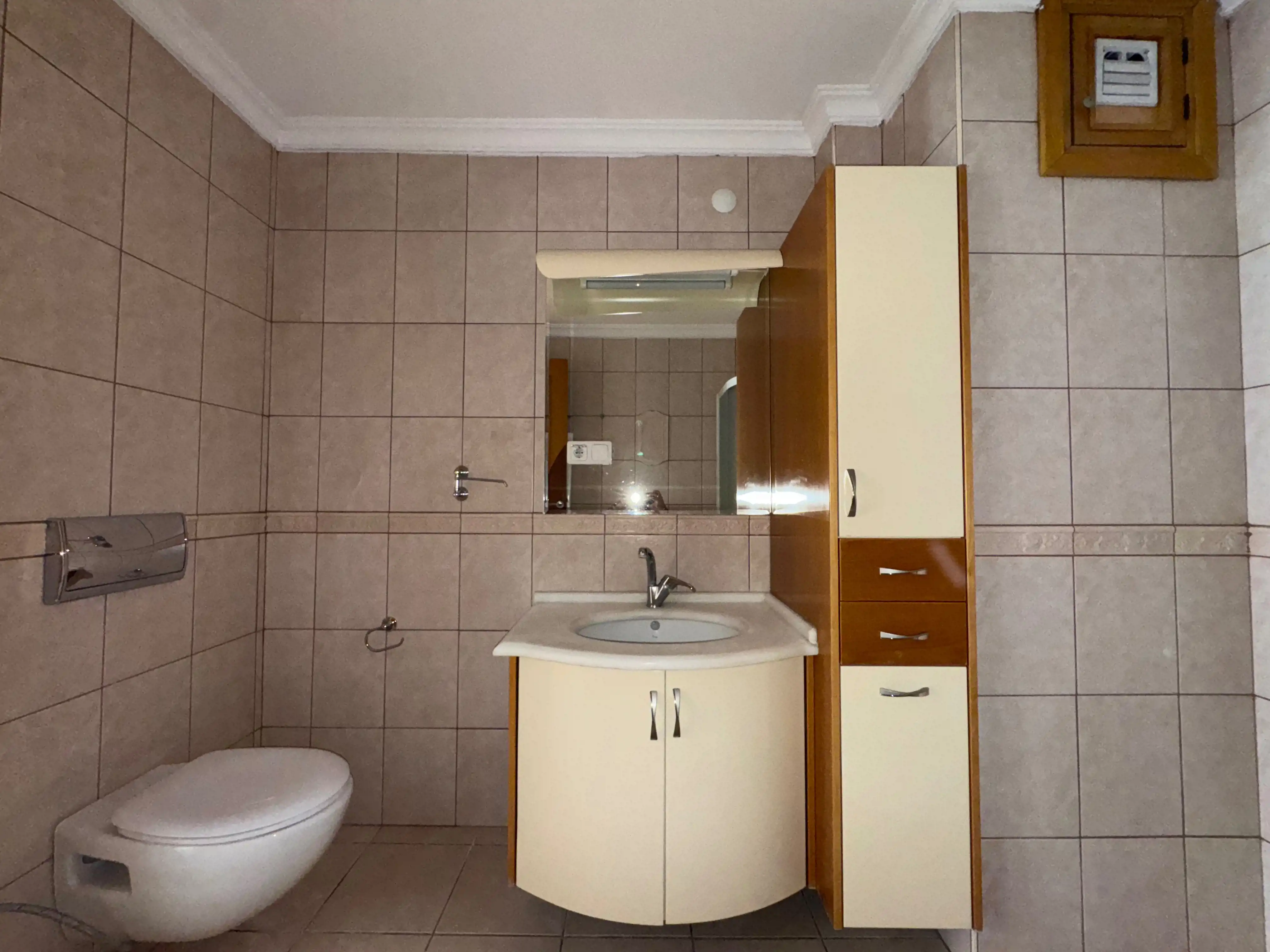 MERAM YENİYOL CADDESİ MELİKŞAH MAHALLESİ 5+1 BAKIMLI KİRALIK DAİRE!