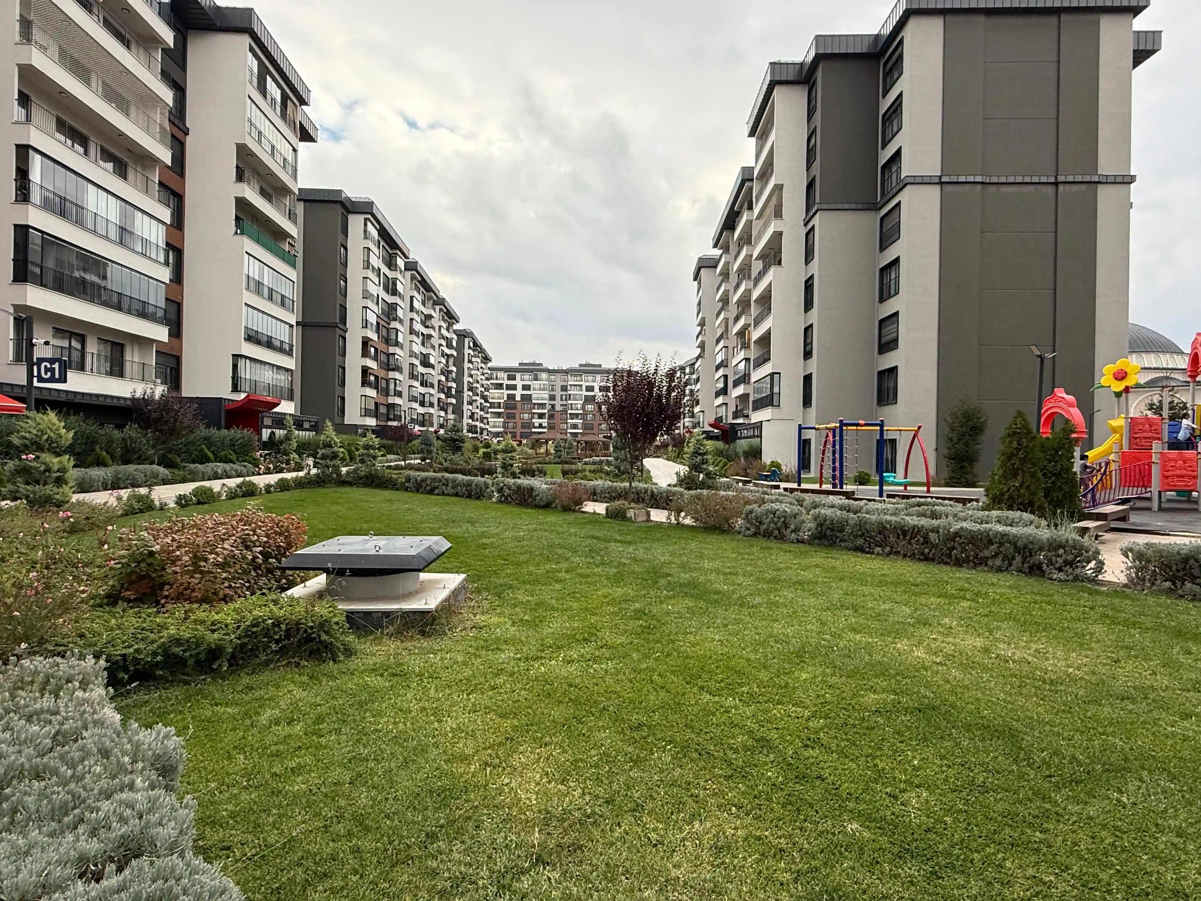 KONYA MERAM İNCİ KONAKLARI YENİŞEHİR MAHALLESİ GAZZE CADDESİ ÜZERİ 3+1 KİRALIK DAİRE!