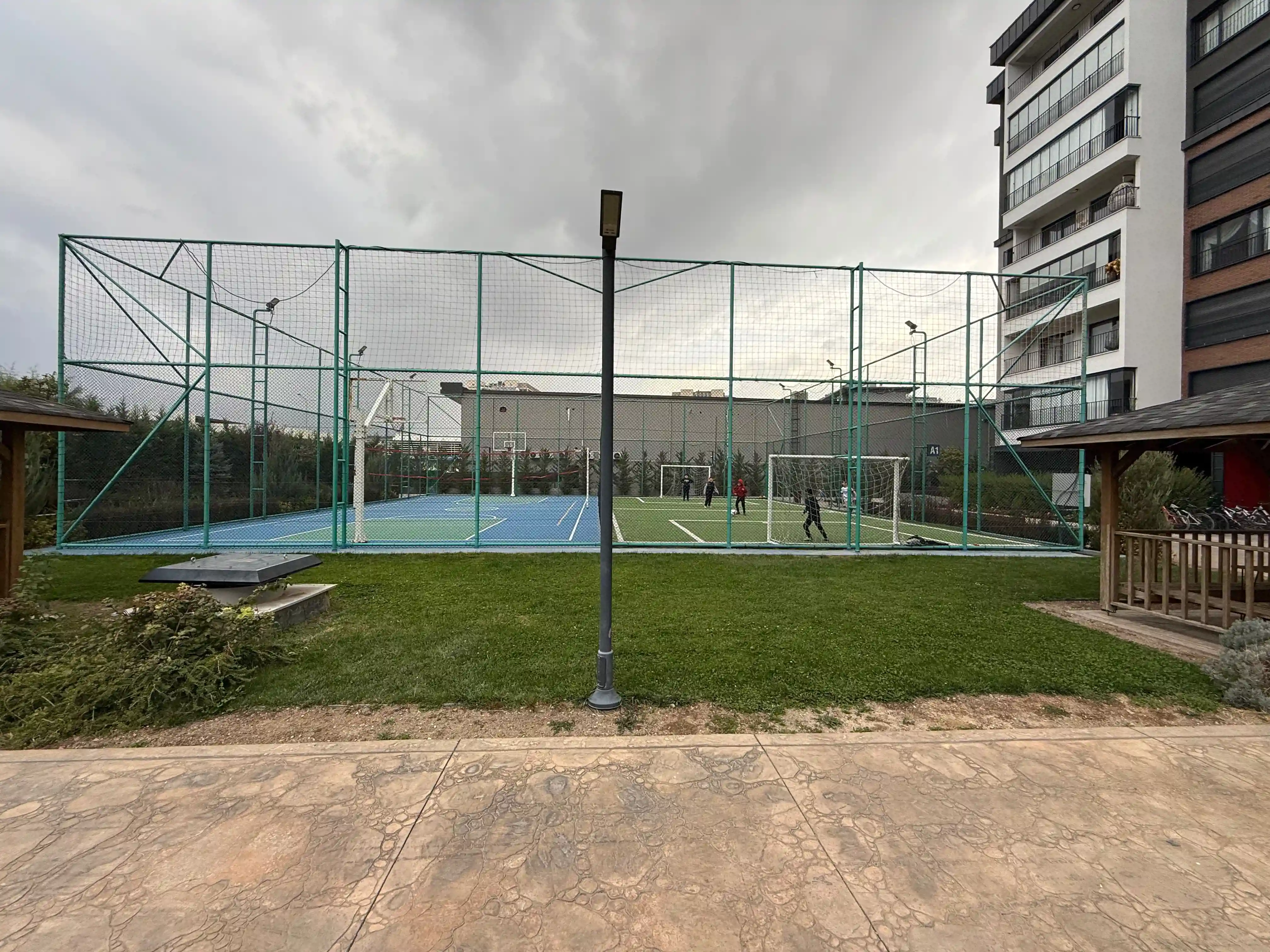 KONYA MERAM İNCİ KONAKLARI YENİŞEHİR MAHALLESİ GAZZE CADDESİ ÜZERİ 3+1 KİRALIK DAİRE!