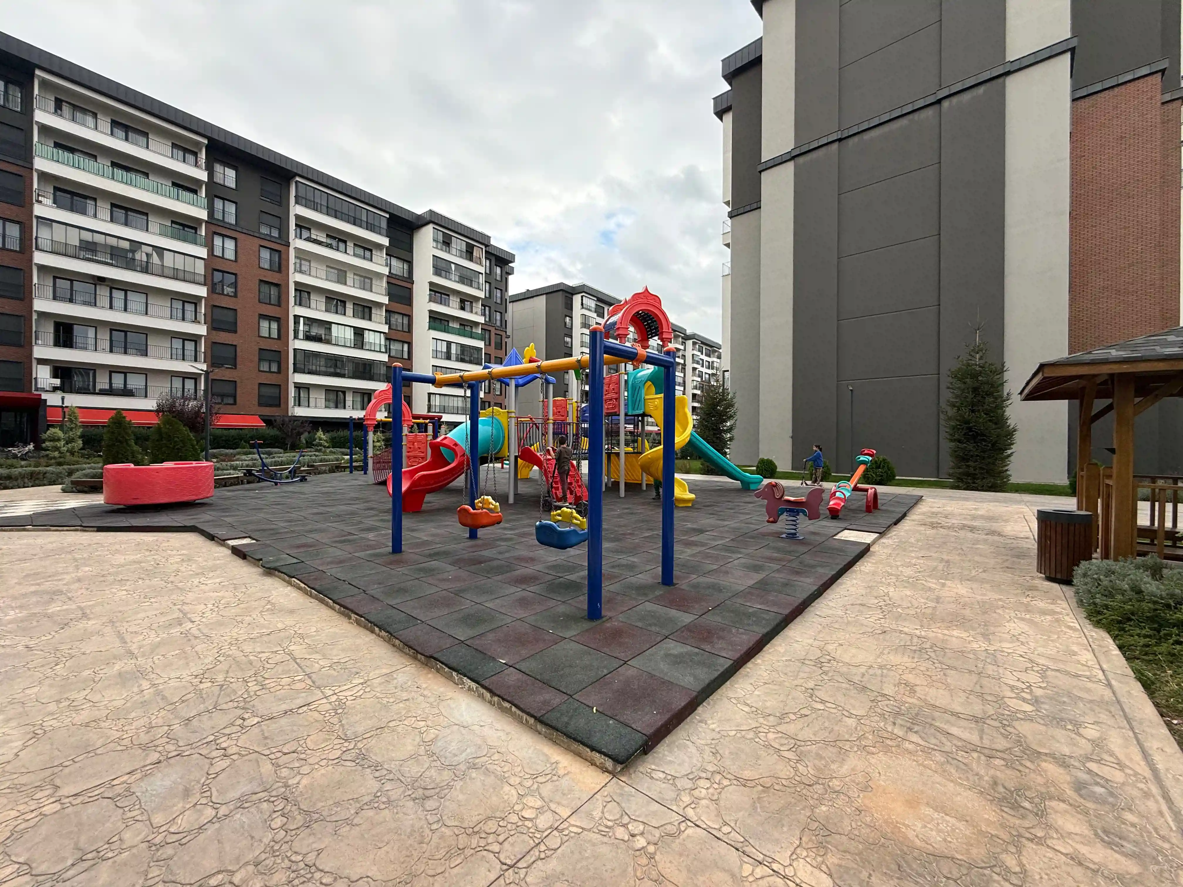 KONYA MERAM İNCİ KONAKLARI YENİŞEHİR MAHALLESİ GAZZE CADDESİ ÜZERİ 3+1 KİRALIK DAİRE!