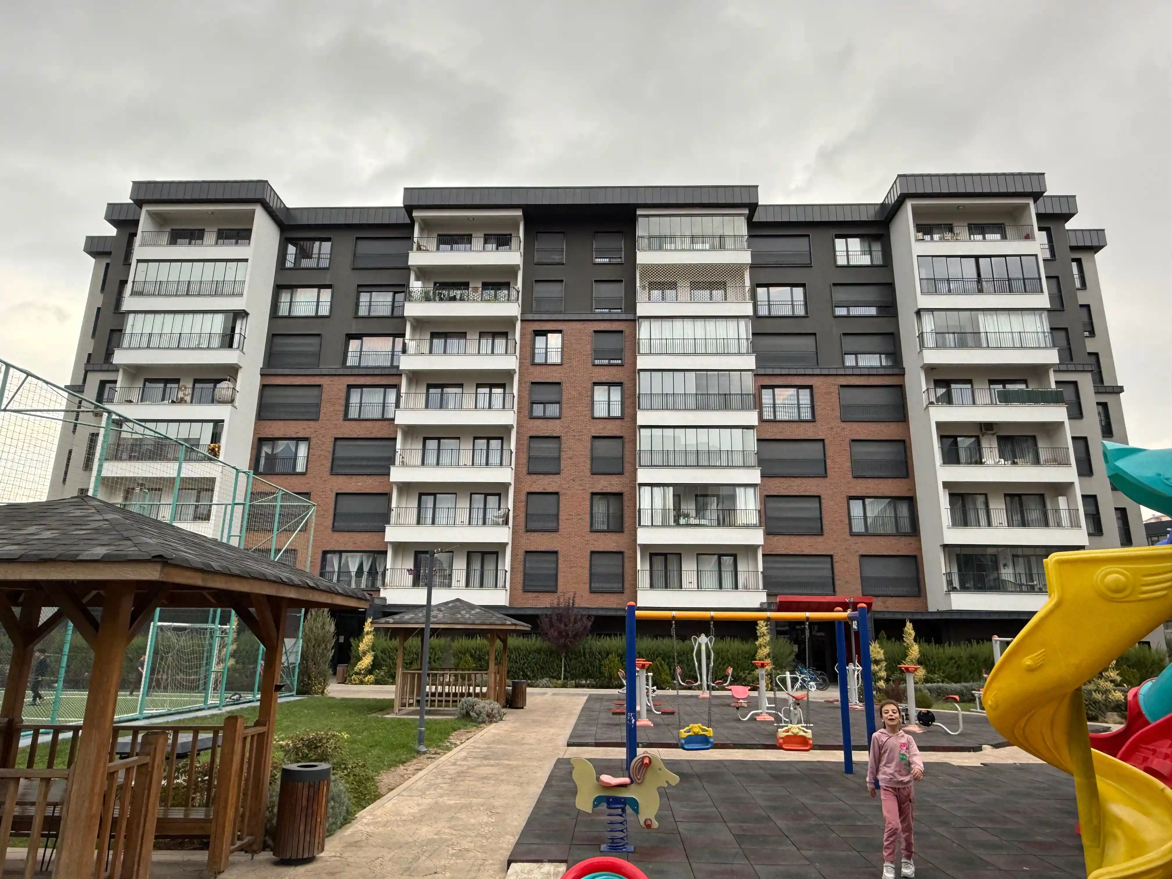 KONYA MERAM İNCİ KONAKLARI YENİŞEHİR MAHALLESİ GAZZE CADDESİ ÜZERİ 3+1 KİRALIK DAİRE!