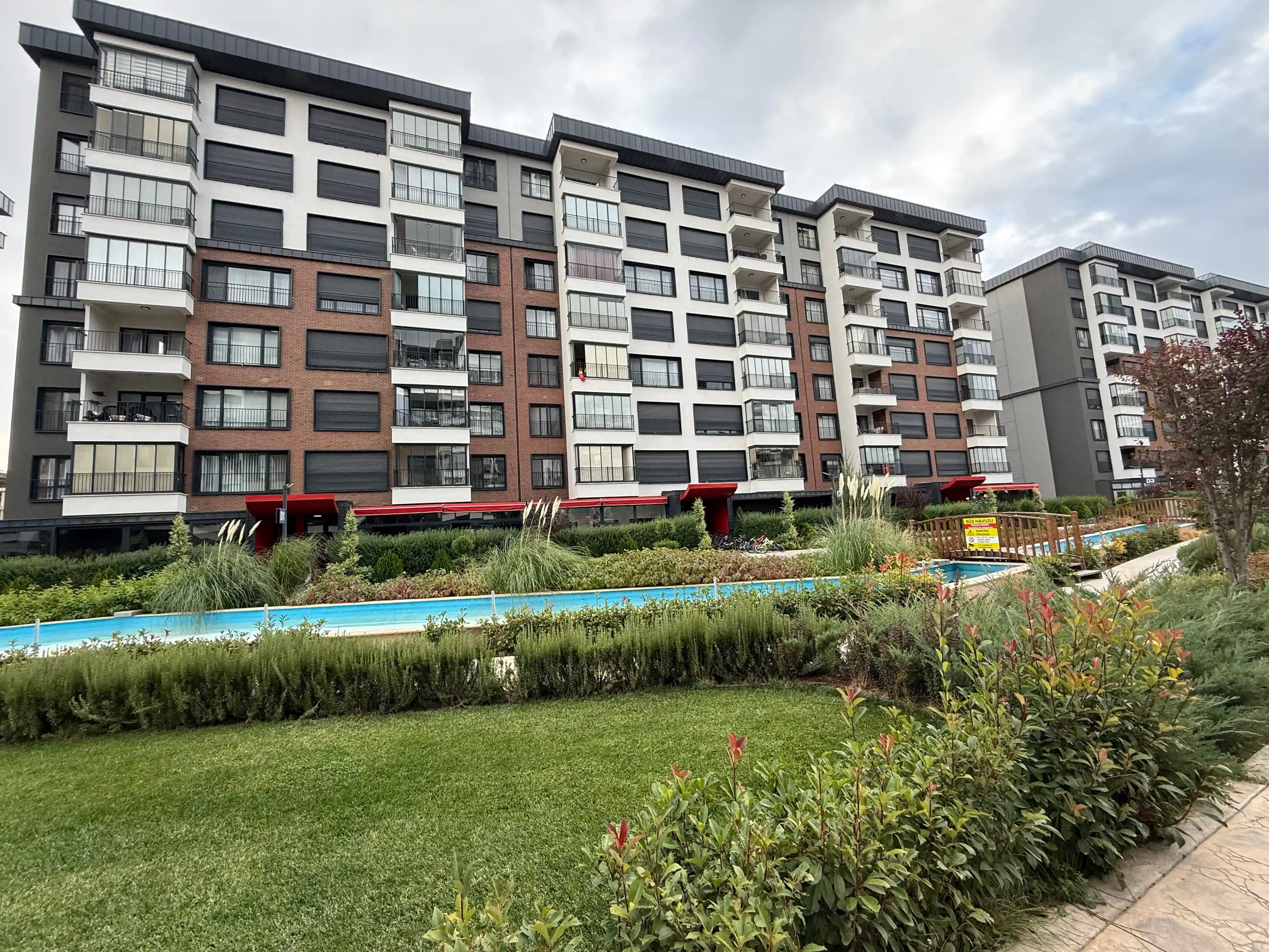 KONYA MERAM İNCİ KONAKLARI YENİŞEHİR MAHALLESİ GAZZE CADDESİ ÜZERİ 3+1 KİRALIK DAİRE!