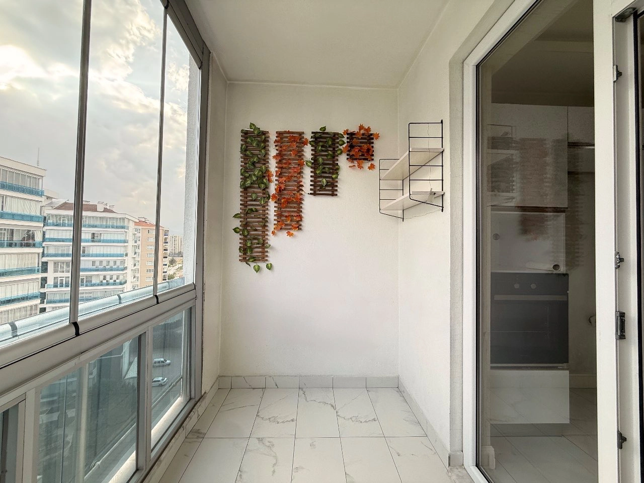 ÇEÇENİSTAN CADDESİ MERAM İTFAİYE YANI – 3+1 GENİŞ SATILIK DAİRE! (BEYAZ PARK SİTESİ)