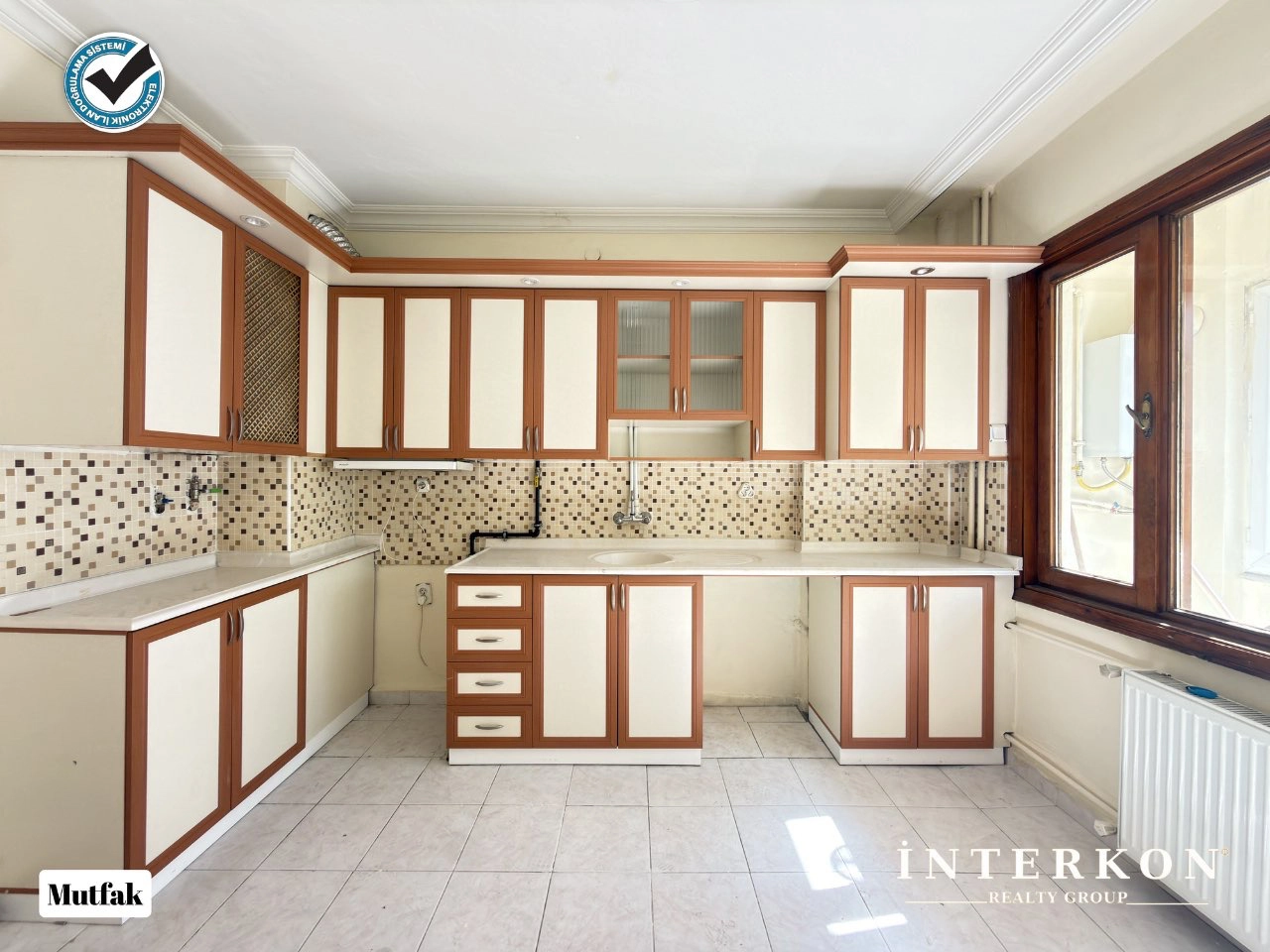 KONYA MERAM MELİKŞAH MAHALLESİ SÜLTEM SİTELERİ 3+1 GENİŞ BAKIMLI SATILIK DAİRE!