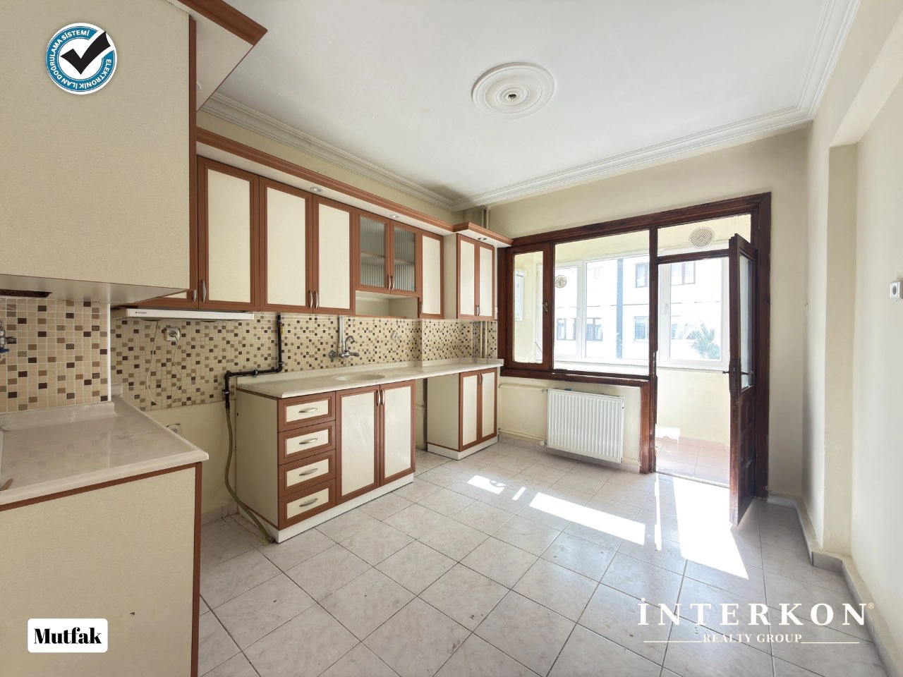 KONYA MERAM MELİKŞAH MAHALLESİ SÜLTEM SİTELERİ 3+1 GENİŞ BAKIMLI SATILIK DAİRE!