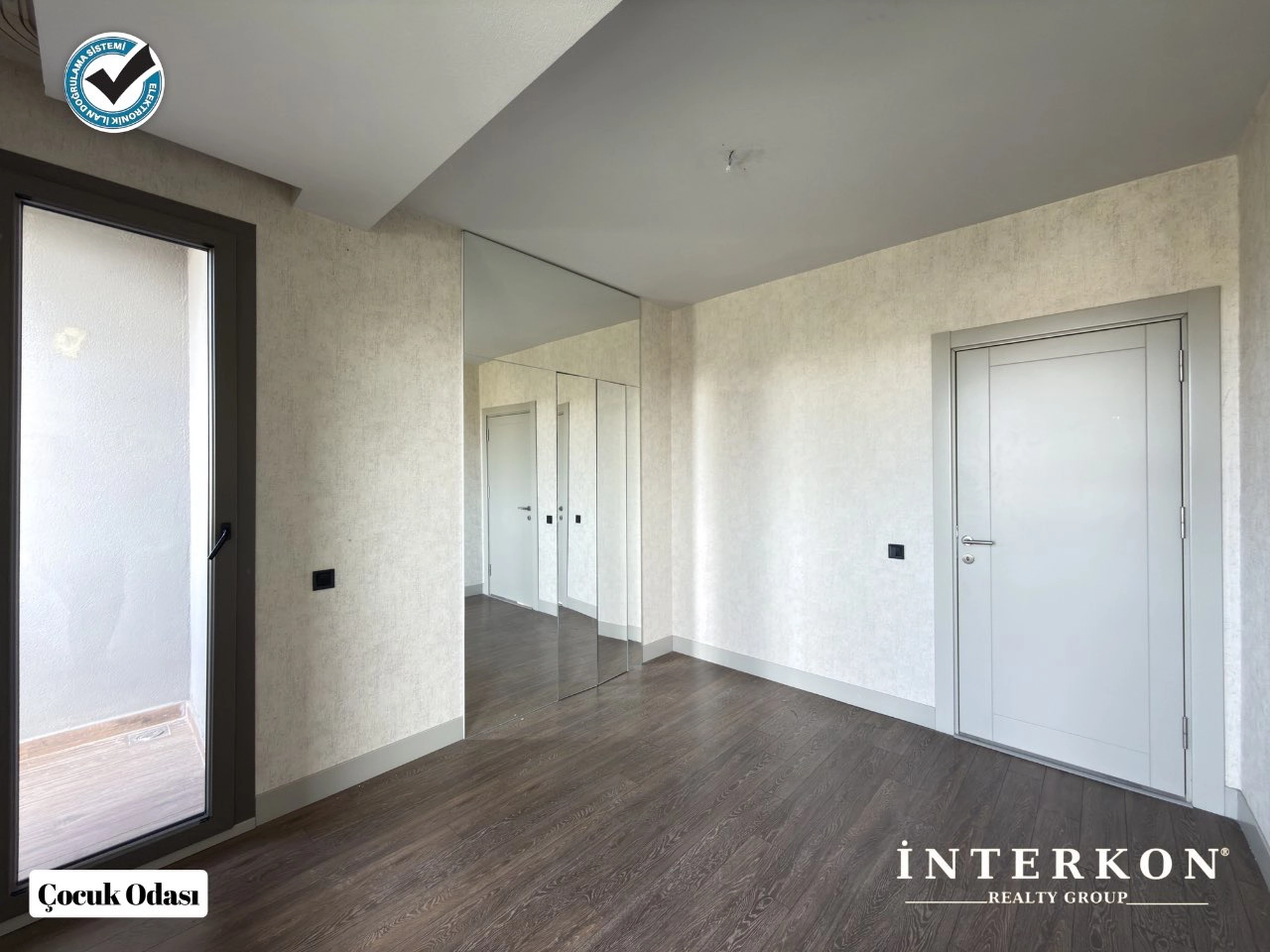 KONYA MERAM OSMANGAZİ MAHALLESİ BAHÇE MERAM KONUTLARI 4,5+1 BAKIMLI KİRALIK EV!