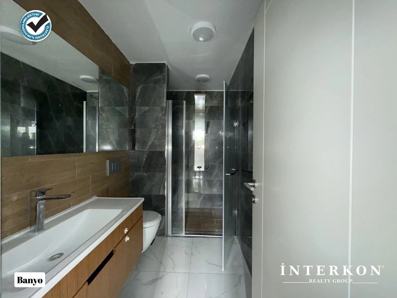 KONYA MERAM OSMANGAZİ MAHALLESİ BAHÇE MERAM KONUTLARI 4,5+1 BAKIMLI KİRALIK EV!