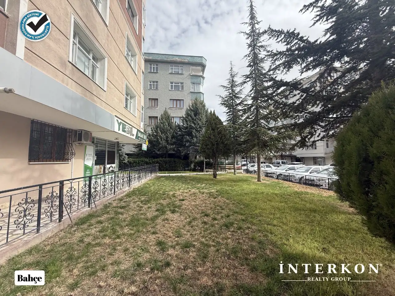 KONYA MERAM ÇOLAKOĞLU CAMİ KARŞISI  3+1 BAKIMLI ARA KAT SATILIK DAİRE