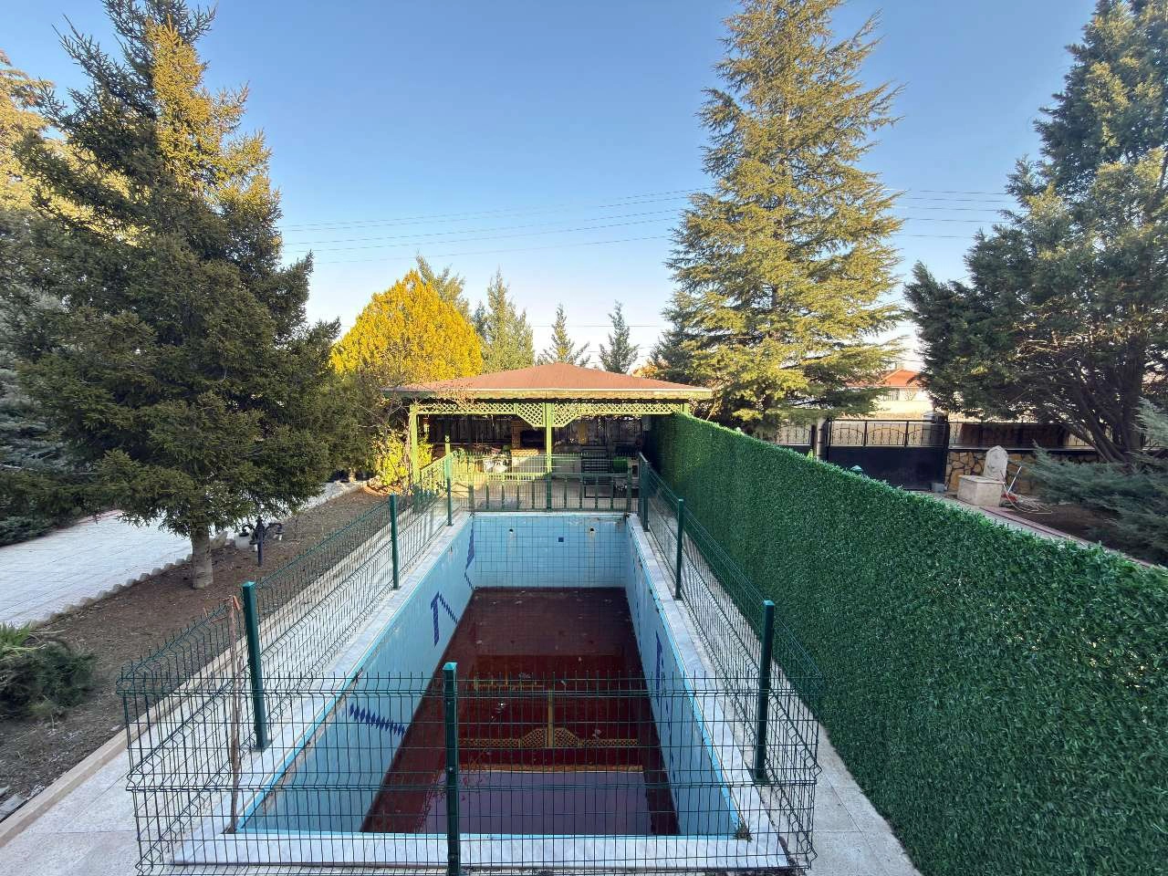 KONYA MERAM KOZAĞAÇ MAHALLESİ 6+1 SATILIK TRİPLEKS VİLLA!