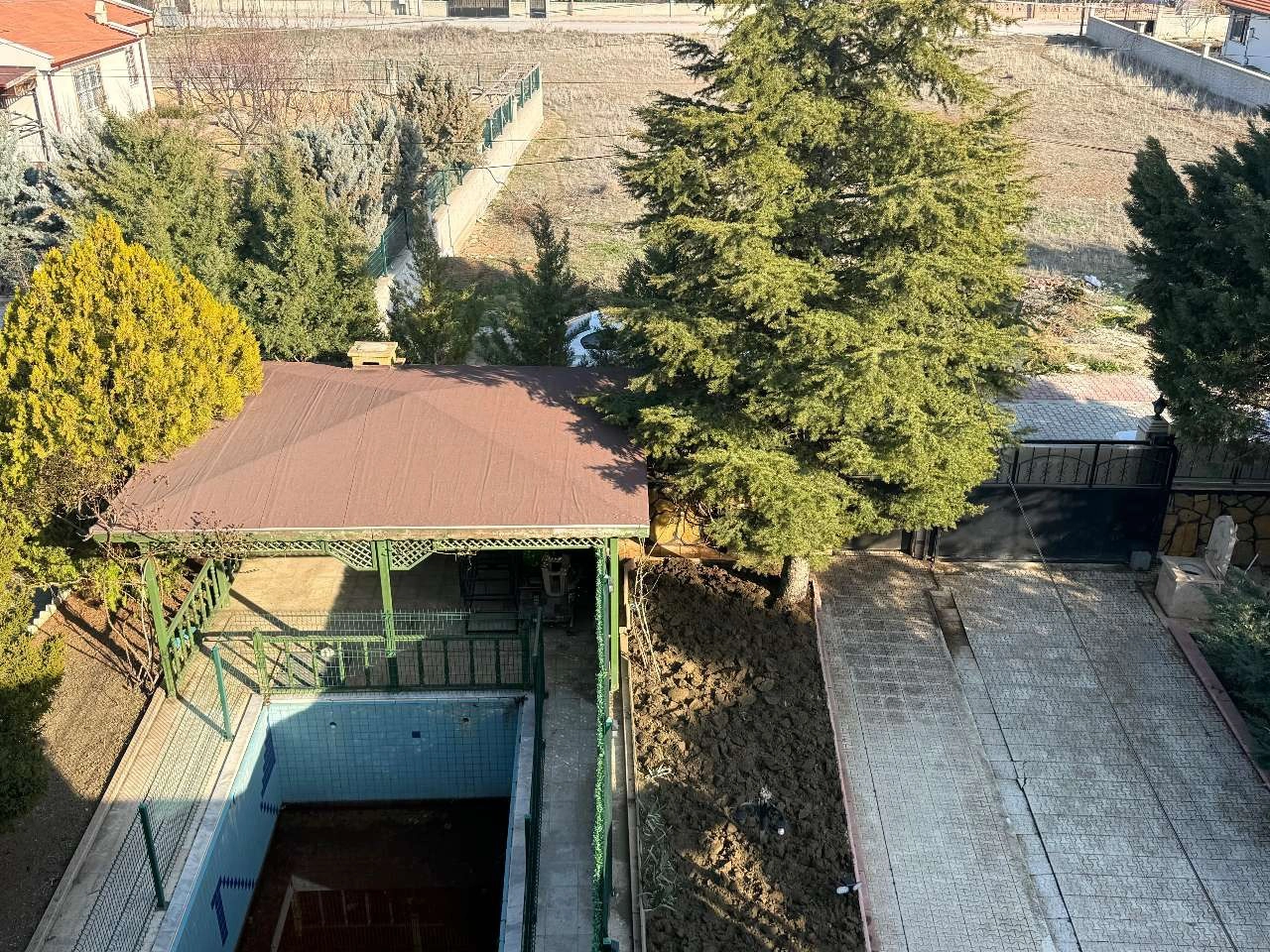 KONYA MERAM KOZAĞAÇ MAHALLESİ 6+1 SATILIK TRİPLEKS VİLLA!