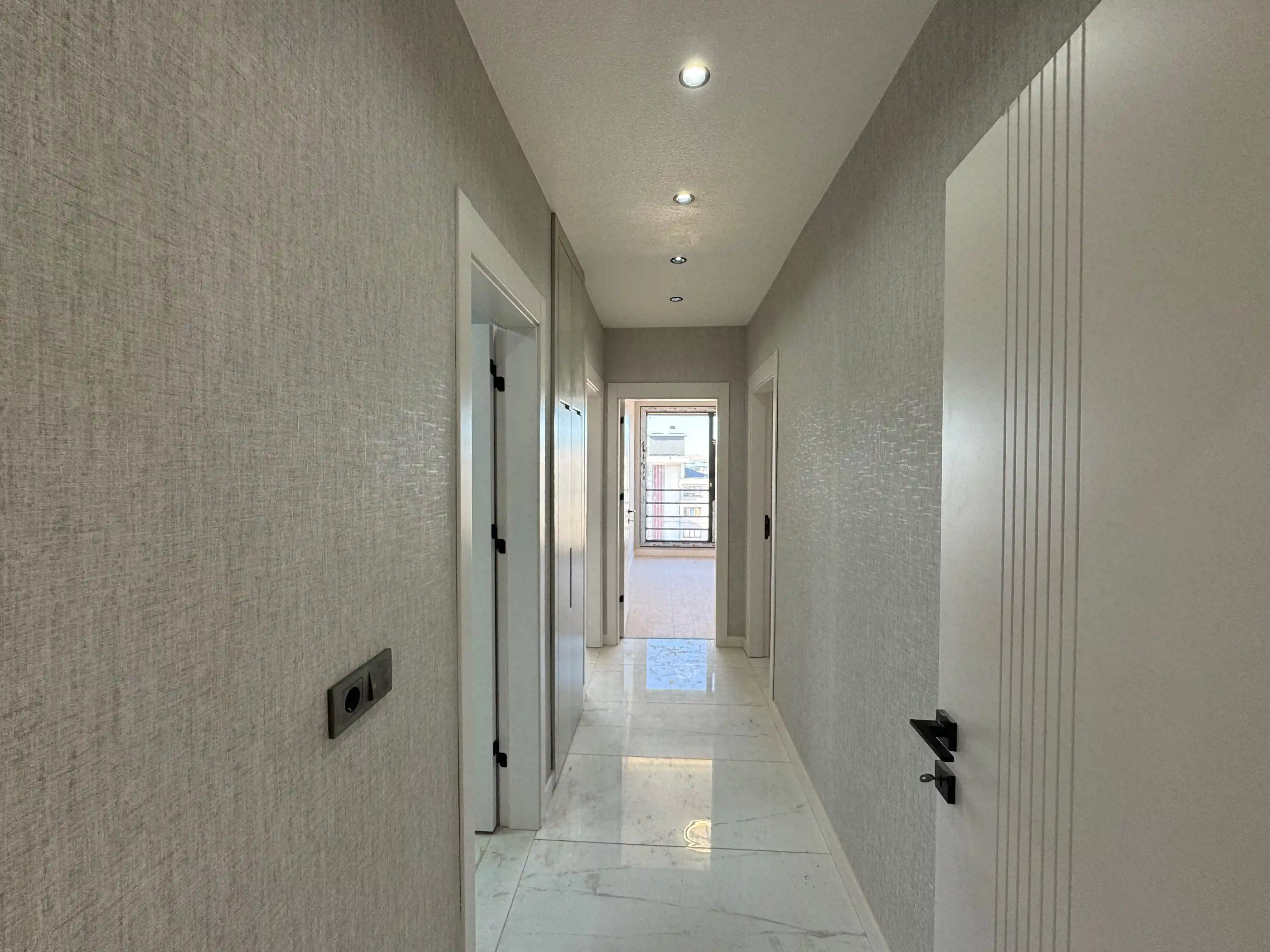 KONYA SELÇUKLU SELAHADDİN EYYÜBİ MAHALLESİ 4+1 SATILIK DAİRE!!