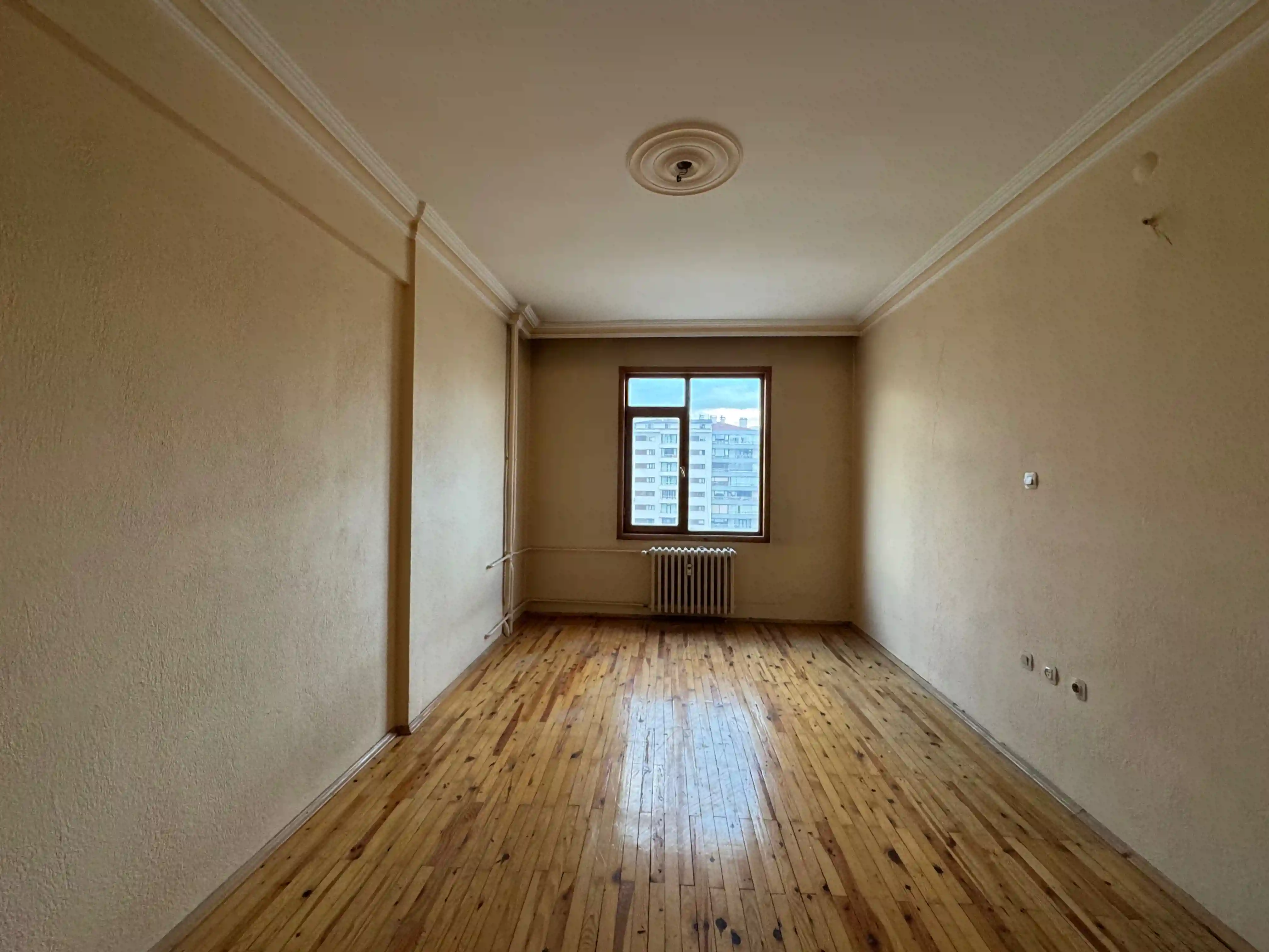 KONYA SELÇUKLU NİŞANTAŞI MAHALLESİ ELVAN SİTESİ 3+1 KİRALIK DAİRE!!