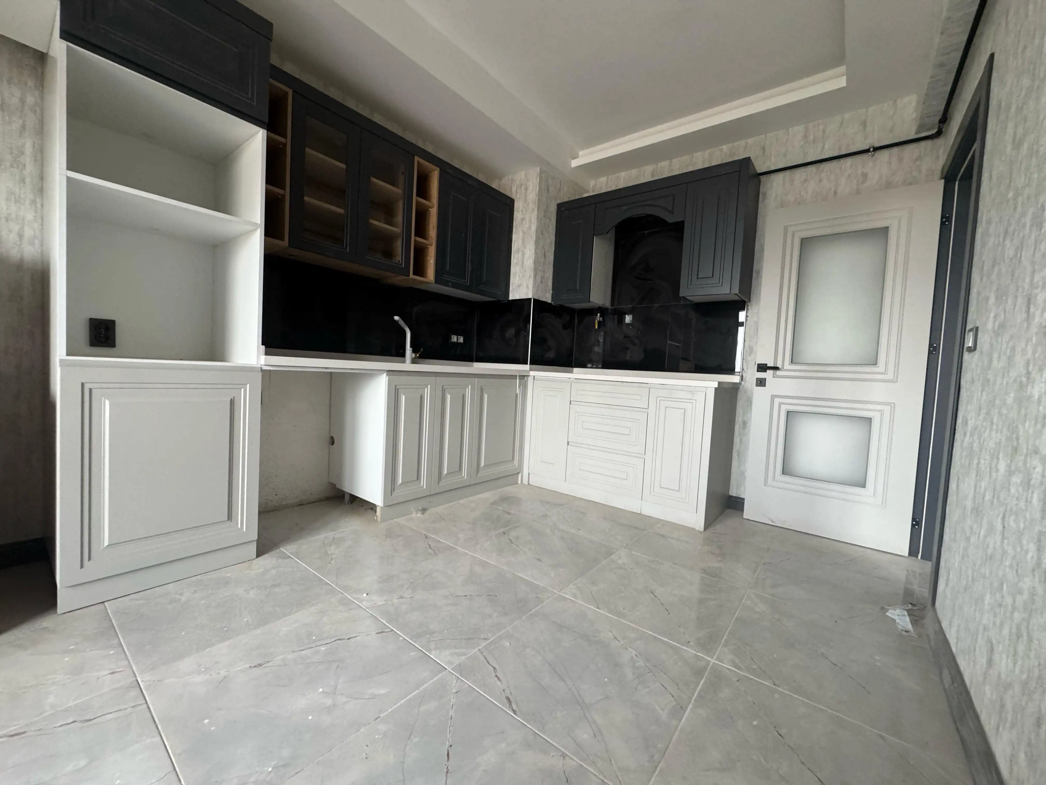 KONYA KARATAY AKABE  MAHALLESİ ENSAR SİTESİ  2+1 KİRALIK DAİRE!