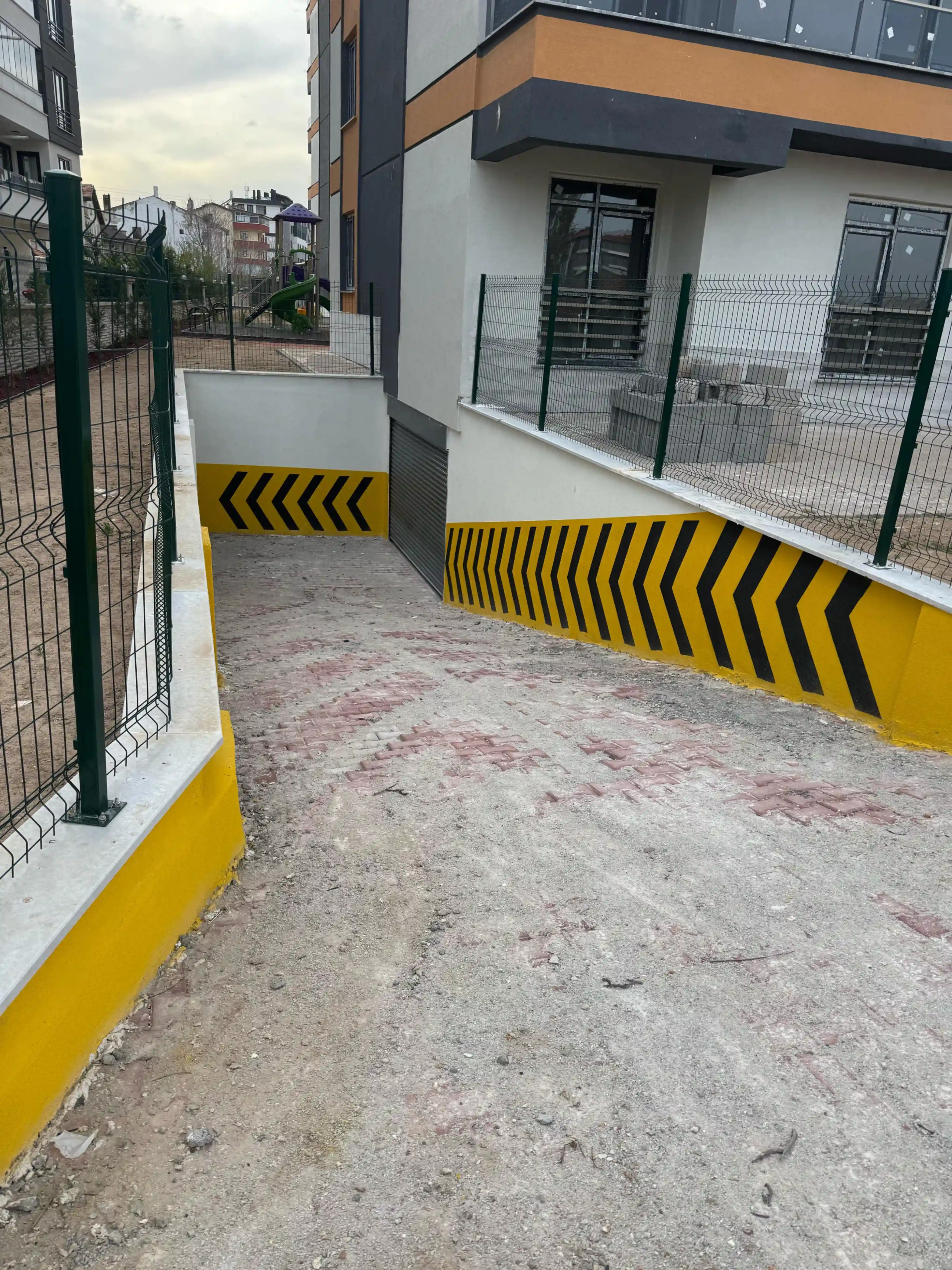 KONYA KARATAY AKABE  MAHALLESİ ENSAR SİTESİ  2+1 KİRALIK DAİRE!