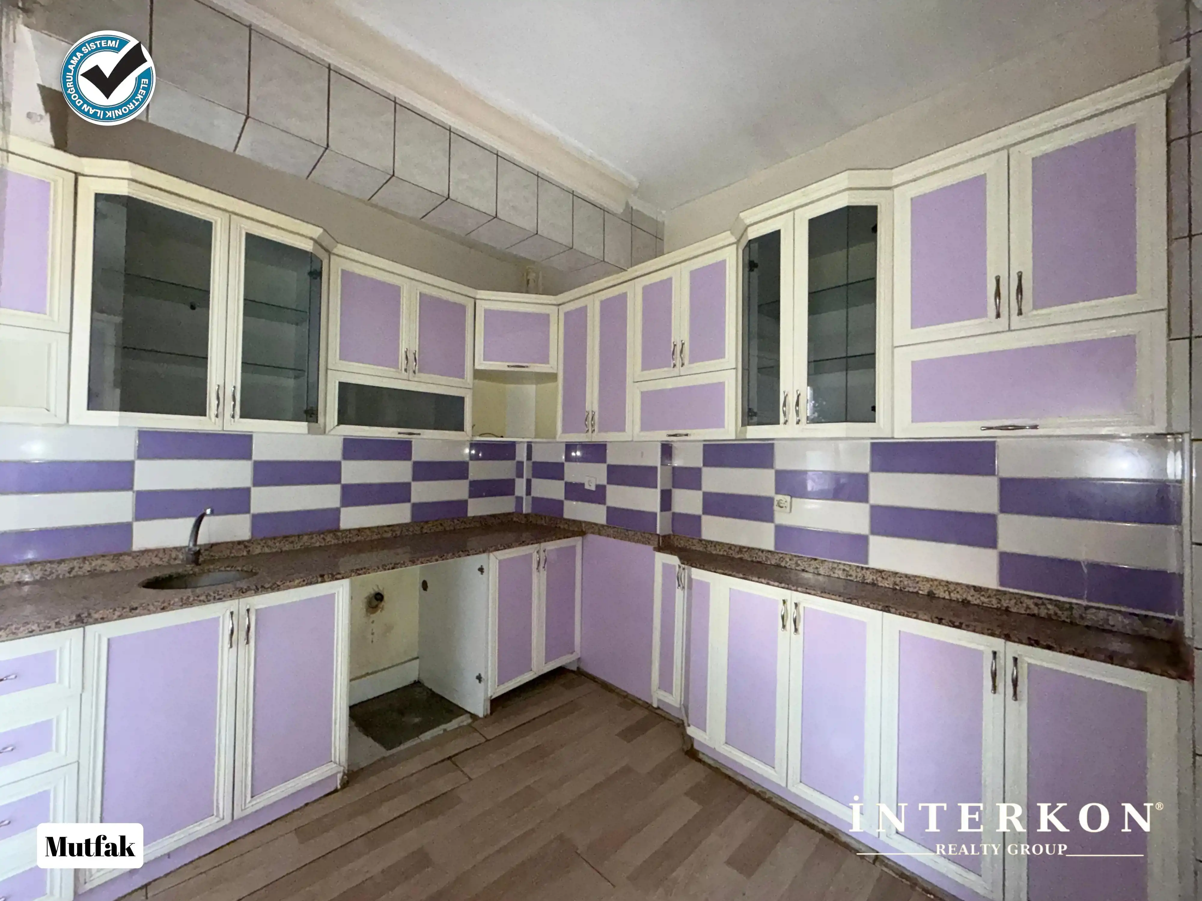 KALENDERHANE MAHALLESİ 3+1 SATILIK DAİRE!