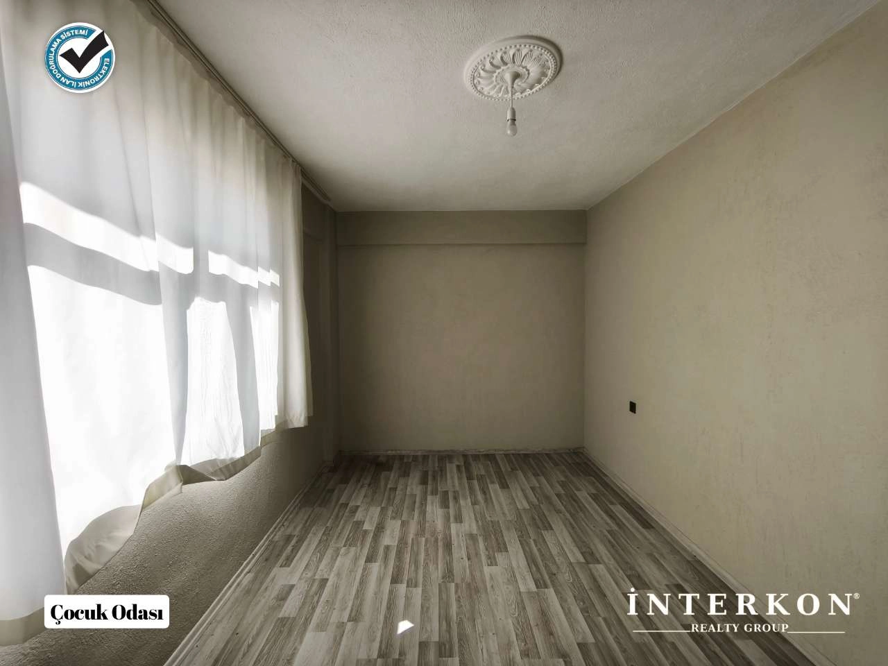 YENİBAHÇE MAHALLESİ 3+1 BAHÇELİ MÜSTAKİL EV!