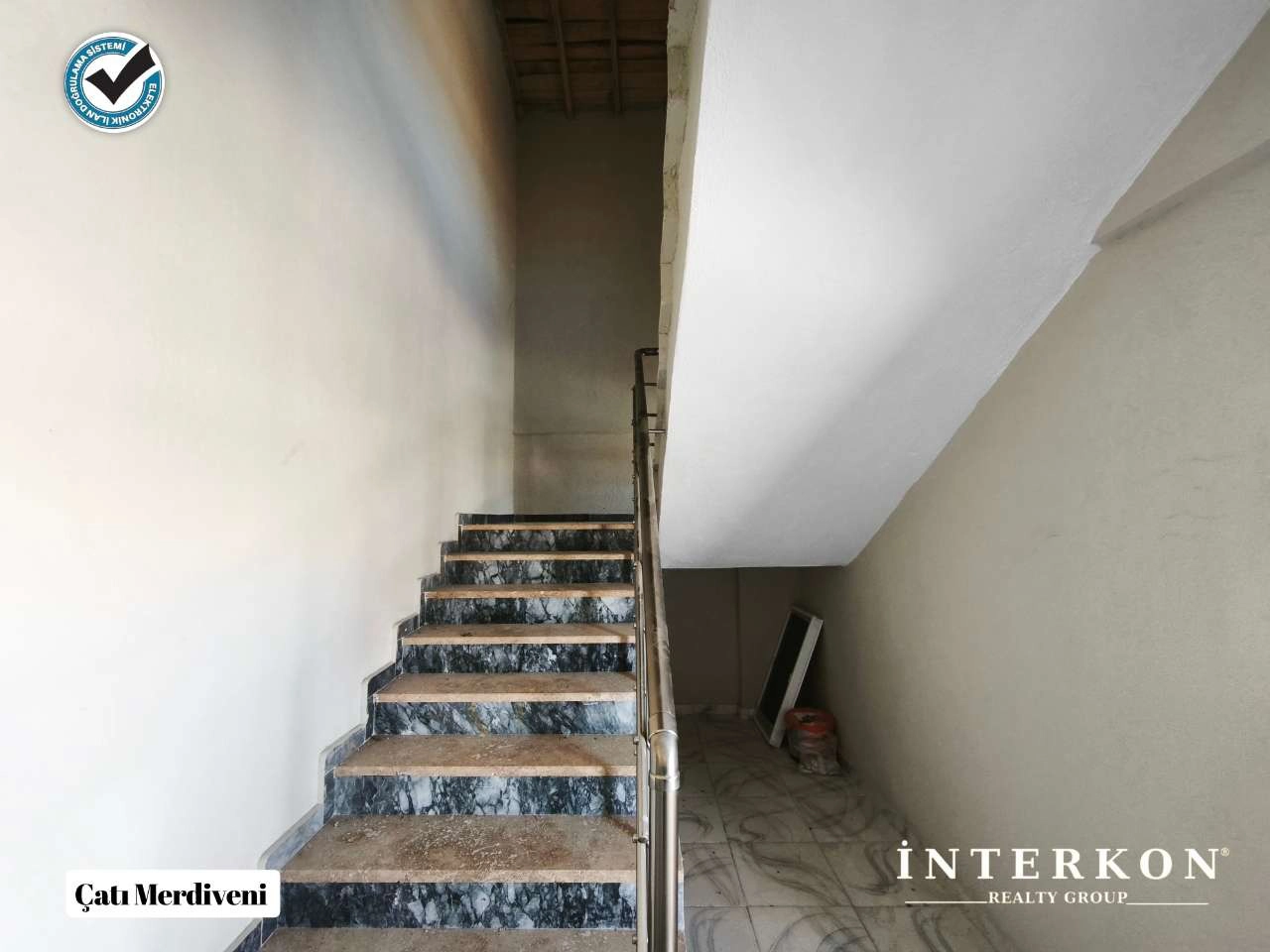 YENİBAHÇE MAHALLESİ 3+1 BAHÇELİ MÜSTAKİL EV!