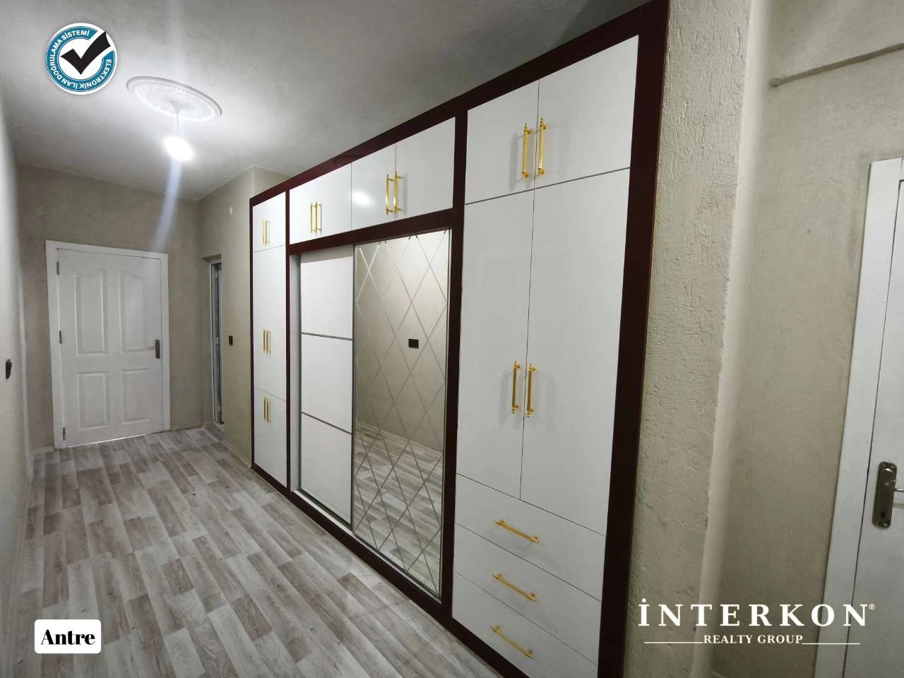 YENİBAHÇE MAHALLESİ 3+1 BAHÇELİ MÜSTAKİL EV!