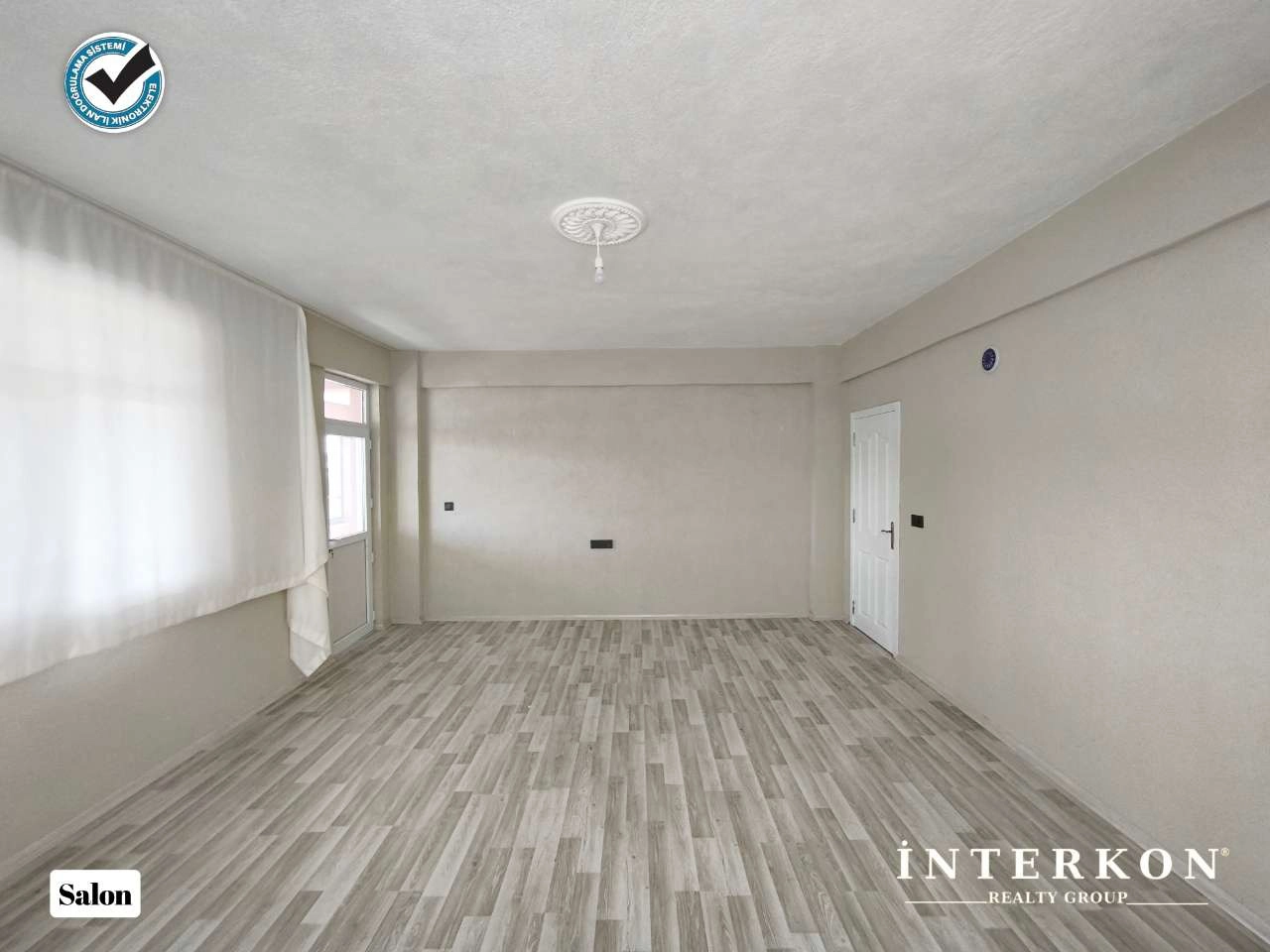 YENİBAHÇE MAHALLESİ 3+1 BAHÇELİ MÜSTAKİL EV!