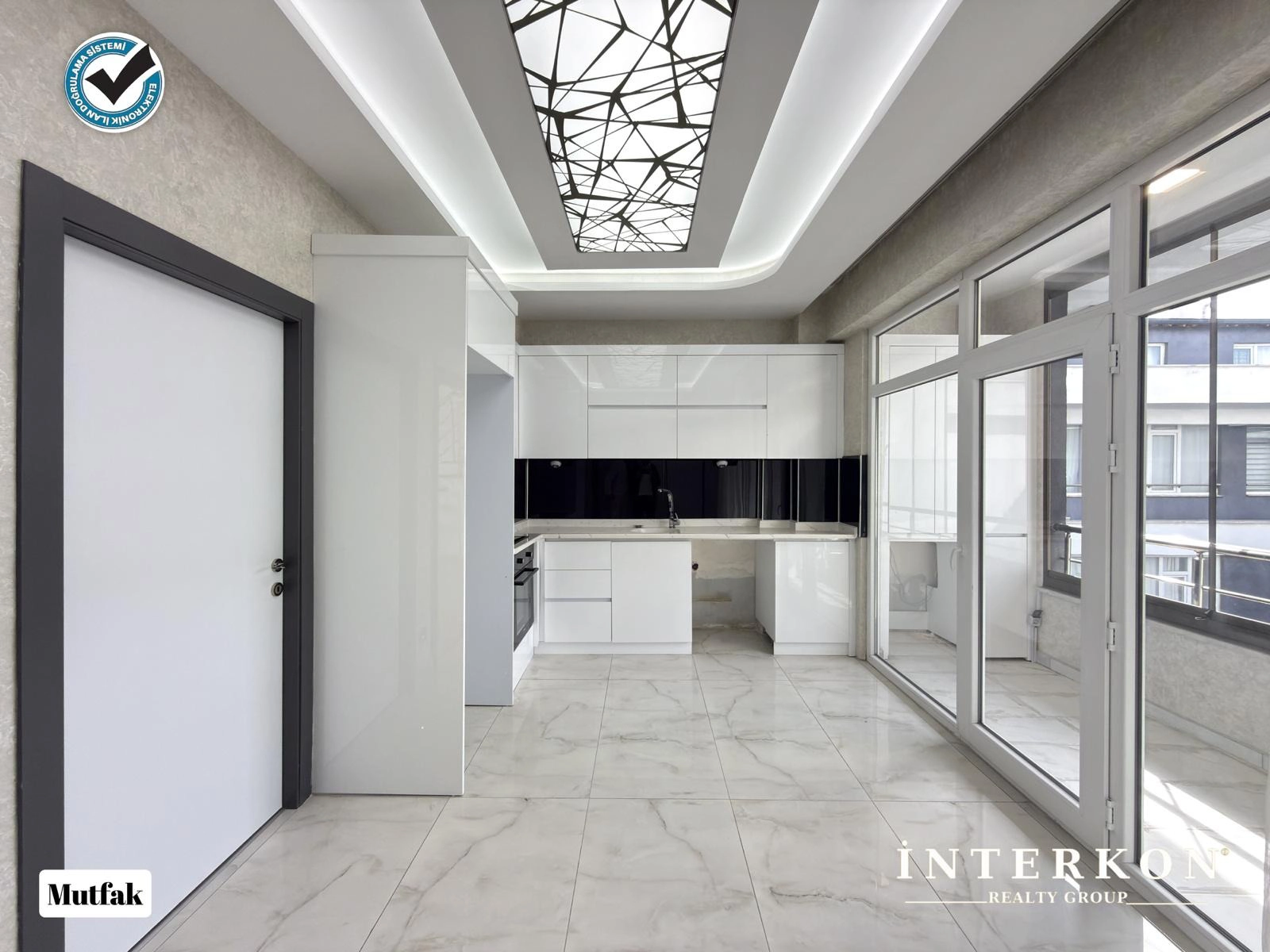 AKABE MAHALLESİ 2+1 SATILIK DAİRE!