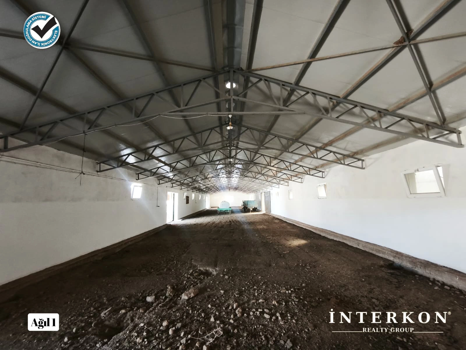 KIZILÖREN MAHALLESİ 10.000 M2 SATILIK ÇİFTLİK!