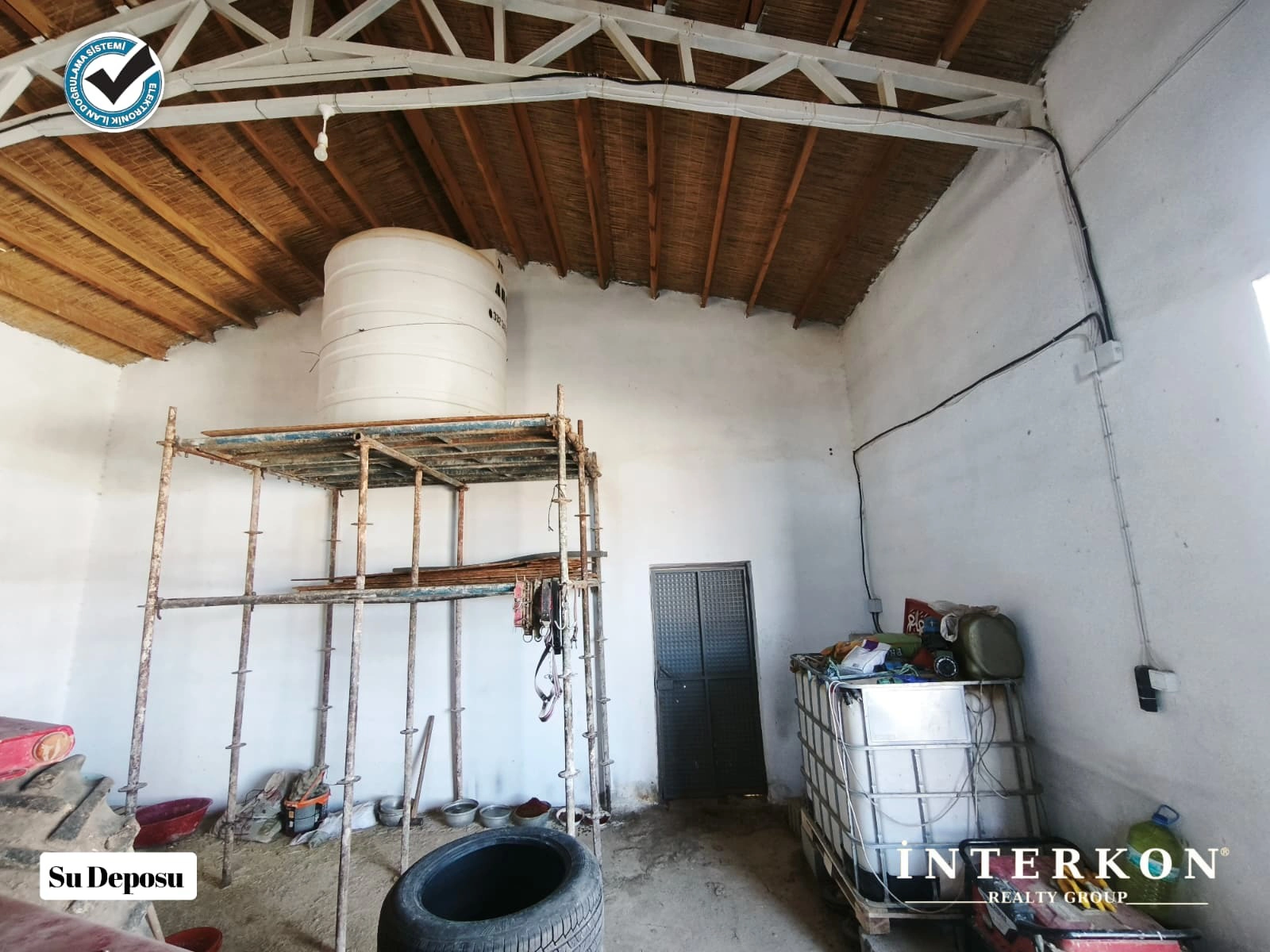 KIZILÖREN MAHALLESİ 10.000 M2 SATILIK ÇİFTLİK!