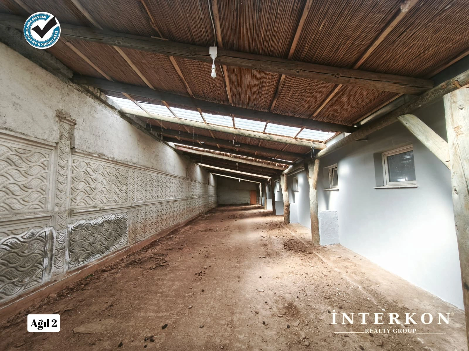 KIZILÖREN MAHALLESİ 10.000 M2 SATILIK ÇİFTLİK!